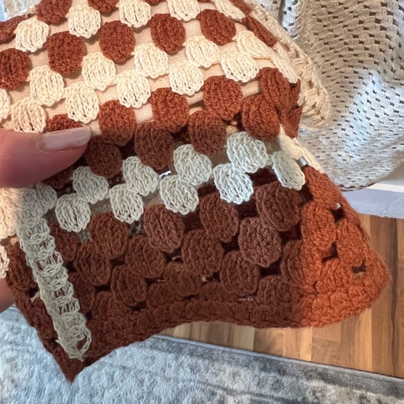 Ultra Pink Anthropologie crochet Cream and Brown Patterned Pants, size XL, EUC - Picture 4 of 9